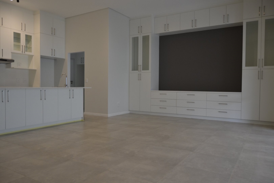 3 Bedroom Property for Sale in Somerset Lakes Western Cape